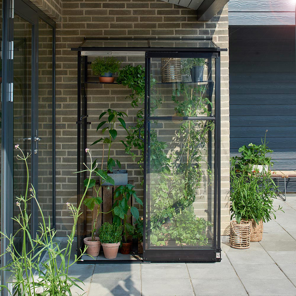 Drivhus med sokkel QUBE VEGGDRIVHUS 0,8 m² – 1,2 m² 0,8 m²