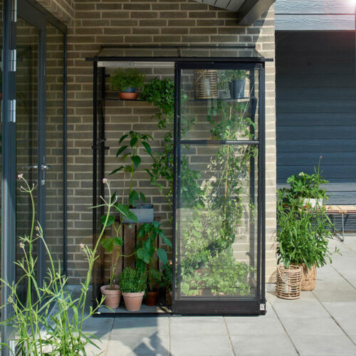 Drivhus med sokkel QUBE VEGGDRIVHUS 0,8 m² – 1,2 m² 0,8 m²